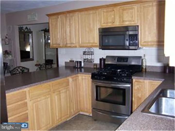 827 East Evesham Road Runnemede, NJ 08029 - Photo 7 of 25 Gallery Image 7
