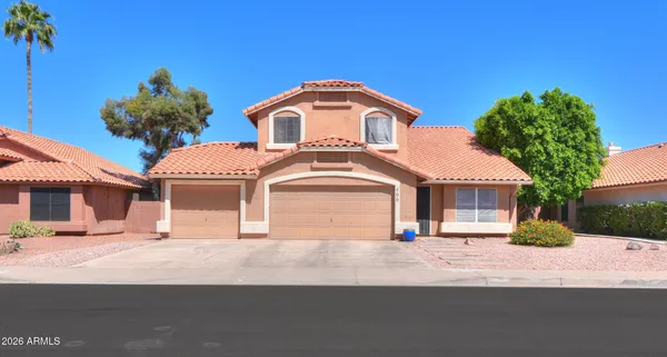 $600,000 | 466 West Smoke Tree Road, Gilbert, AZ 85233