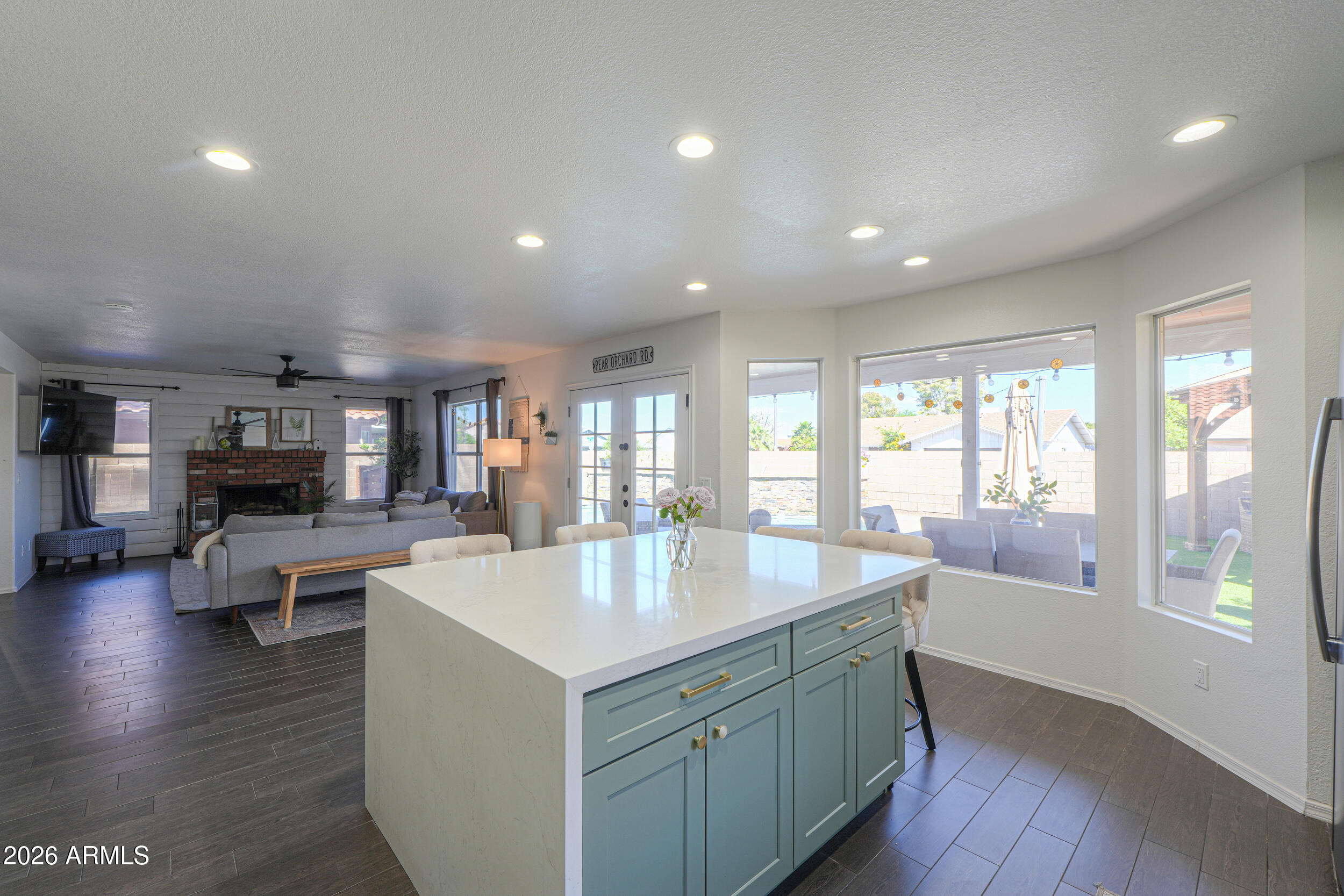 466 West Smoke Tree Road Gilbert, AZ 85233 - Photo 14 of 47 466 W Smoke Tree