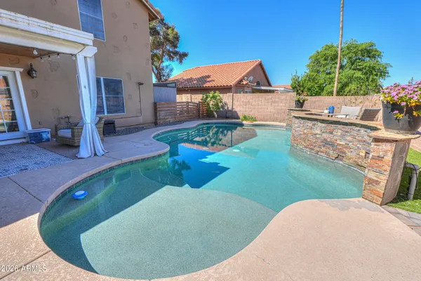 $600,000 | 466 West Smoke Tree Road, Gilbert, AZ 85233