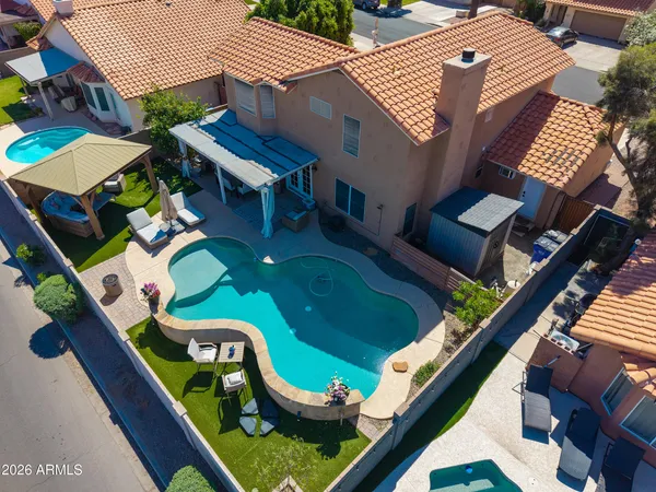 $600,000 | 466 West Smoke Tree Road, Gilbert, AZ 85233