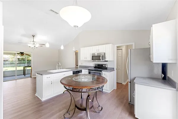 $304,500 | 13446 White Plains Street, Spring Hill, FL 34609