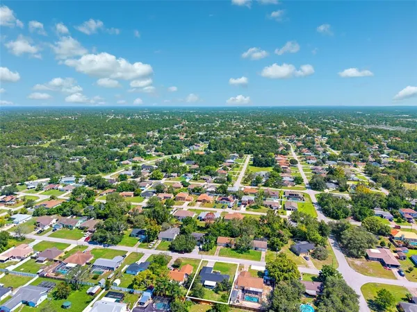 $304,500 | 13446 White Plains Street, Spring Hill, FL 34609