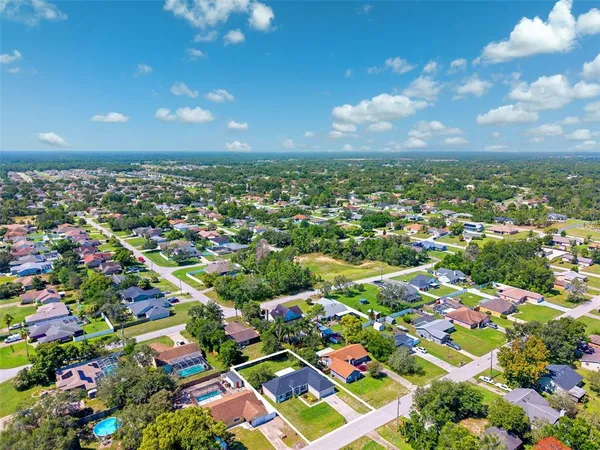 $304,500 | 13446 White Plains Street, Spring Hill, FL 34609