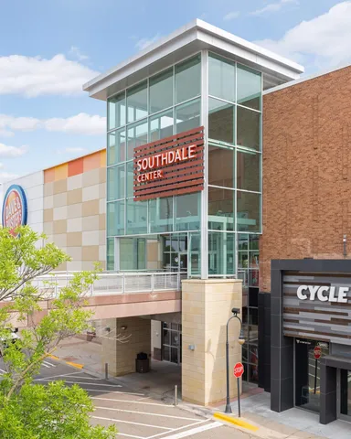 $165,000 | 6300 Xerxes Avenue South, Unit 31, Edina, MN 55435