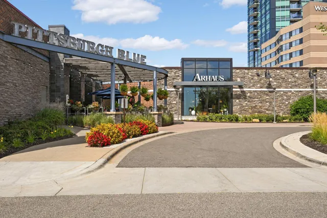 $165,000 | 6300 Xerxes Avenue South, Unit 31, Edina, MN 55435