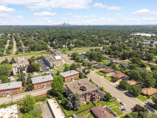 $165,000 | 6300 Xerxes Avenue South, Unit 31, Edina, MN 55435