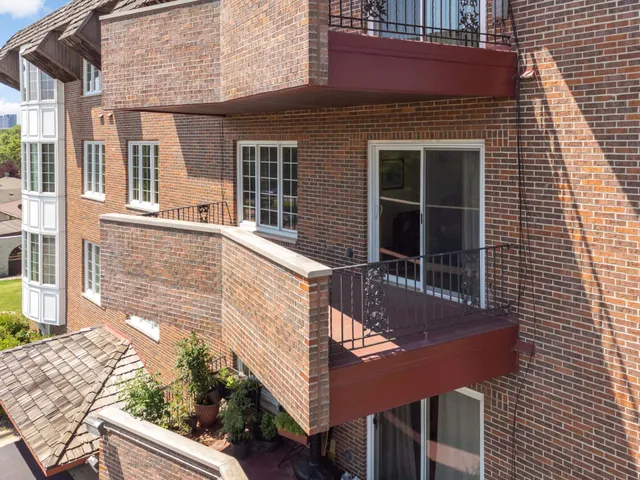 $165,000 | 6300 Xerxes Avenue South, Unit 31, Edina, MN 55435