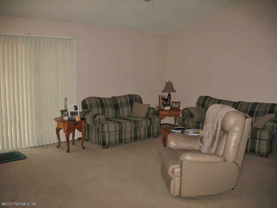 1284 Rushing Drive Orange Park, FL 32065 - Photo 5 of 6 Living Room