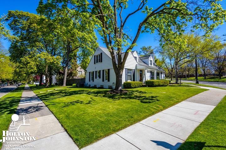 63 Ridge Road Grosse Pointe Farms, MI 48236 - Photo 47 of 50