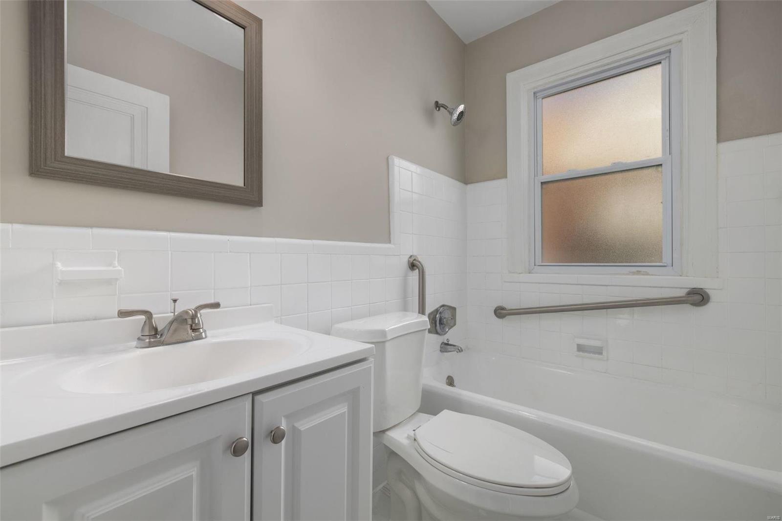 2237 Brown Road St. Louis, MO 63114 - Photo 19 of 24 Gallery Image 19