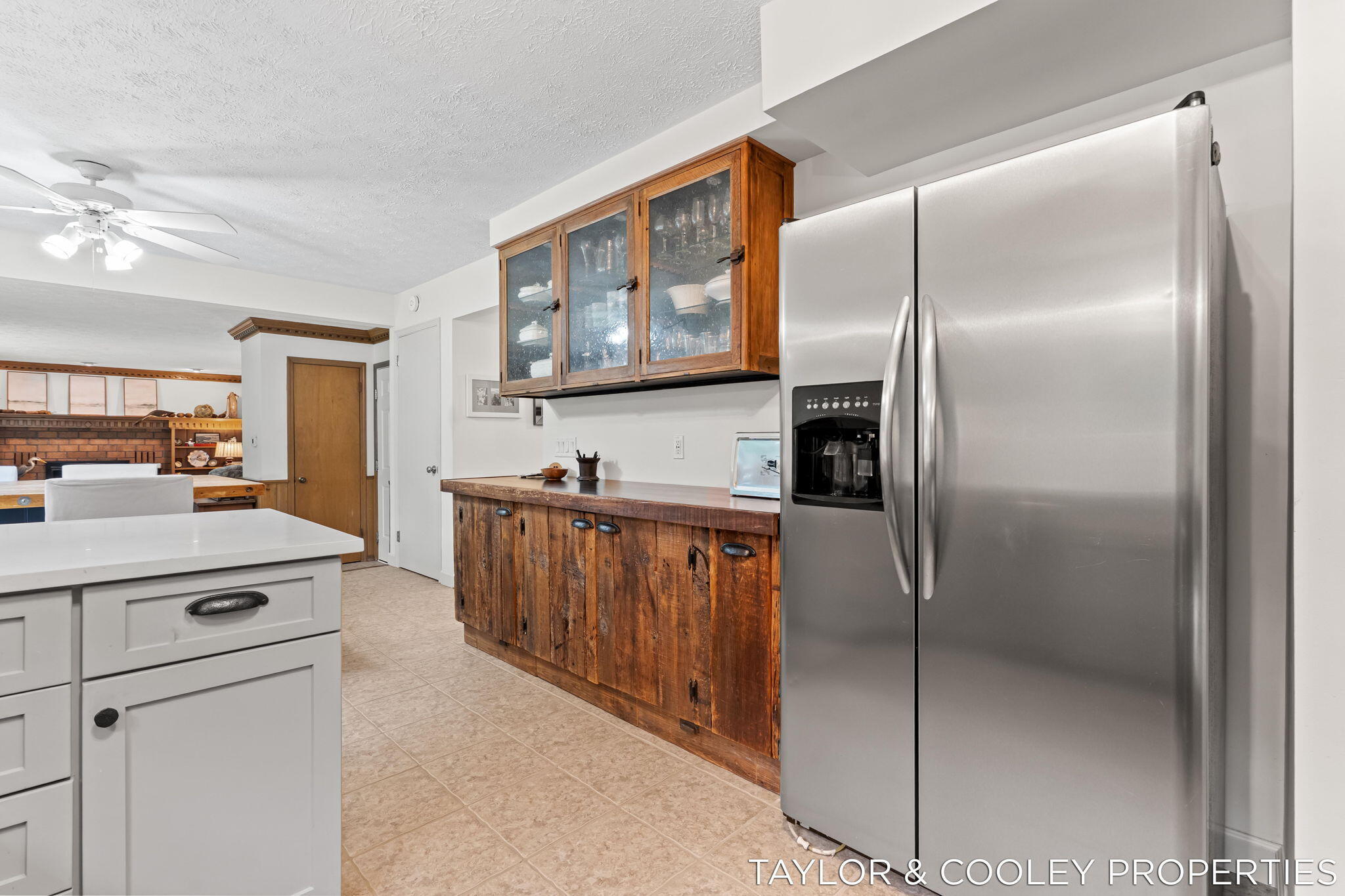 6269 Eagle Ridge Drive Kalamazoo, MI 49004 - Photo 16 of 58 18-web-or-mls-051