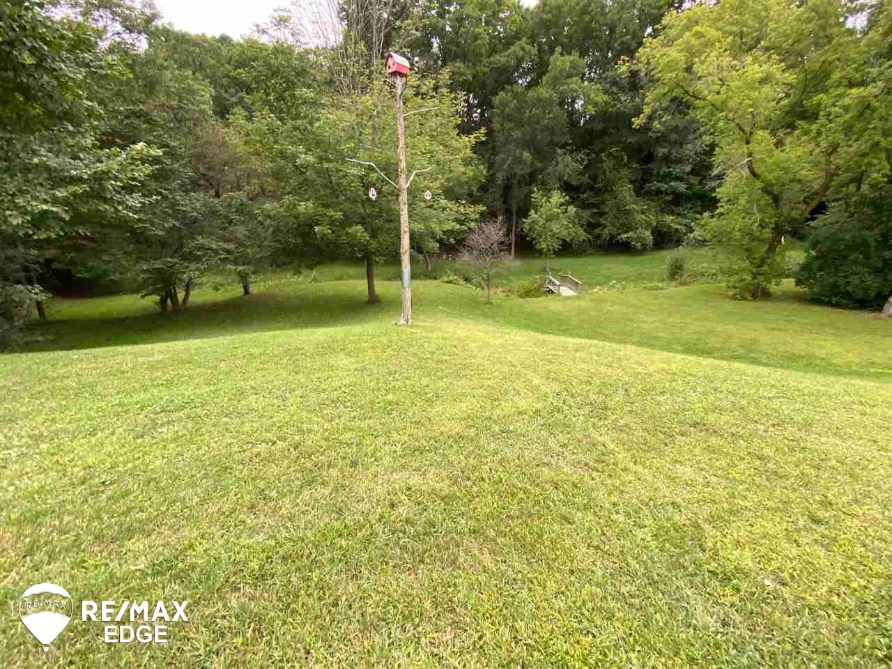 8087 North McKinley Road Flushing, MI 48433 - Photo 33 of 37 50023332-32.JPG