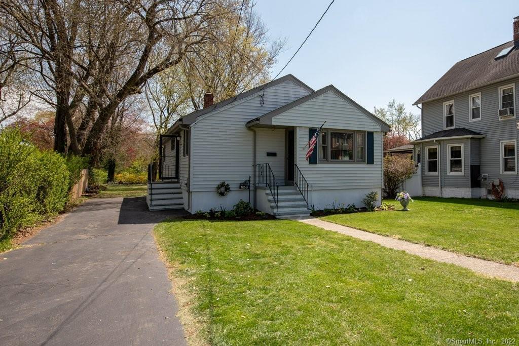 956 Huntington Road Stratford, CT 06614 - Photo 1 of 1