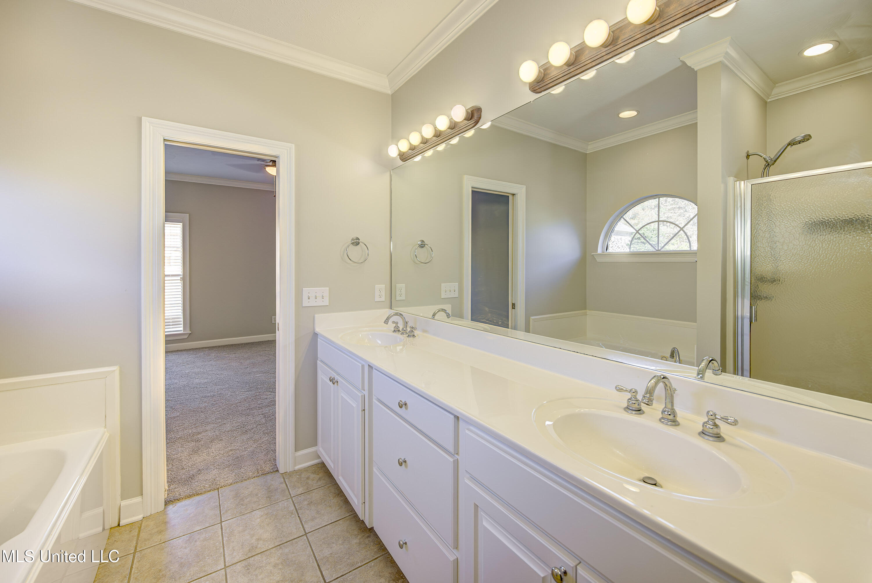 101 Burnham Court Clinton, MS 39056 - Photo 23 of 50 Primary Bathroom 5