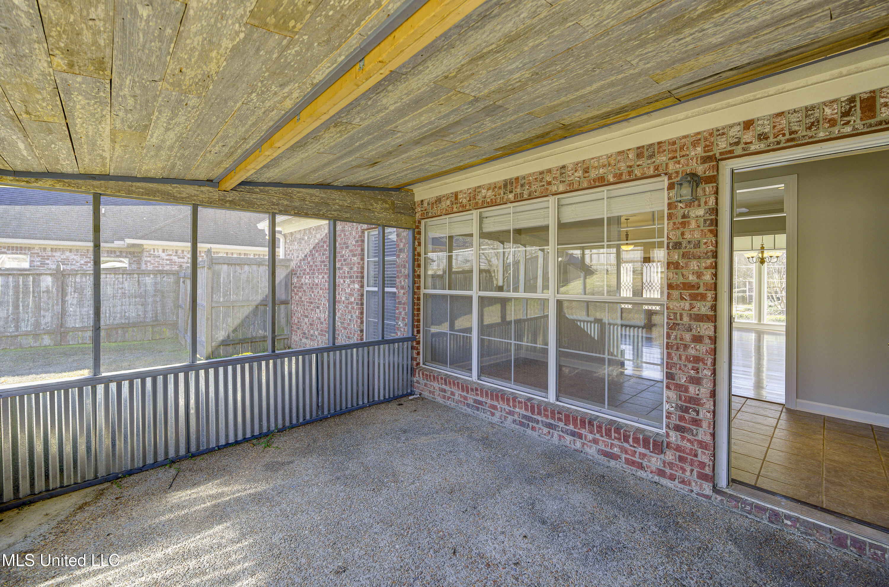 101 Burnham Court Clinton, MS 39056 - Photo 37 of 50 Screened Porch 3