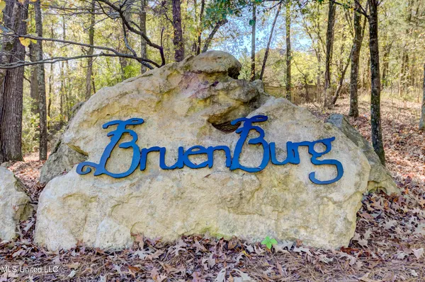 $293,900 | 101 Burnham Court, Clinton, MS 39056