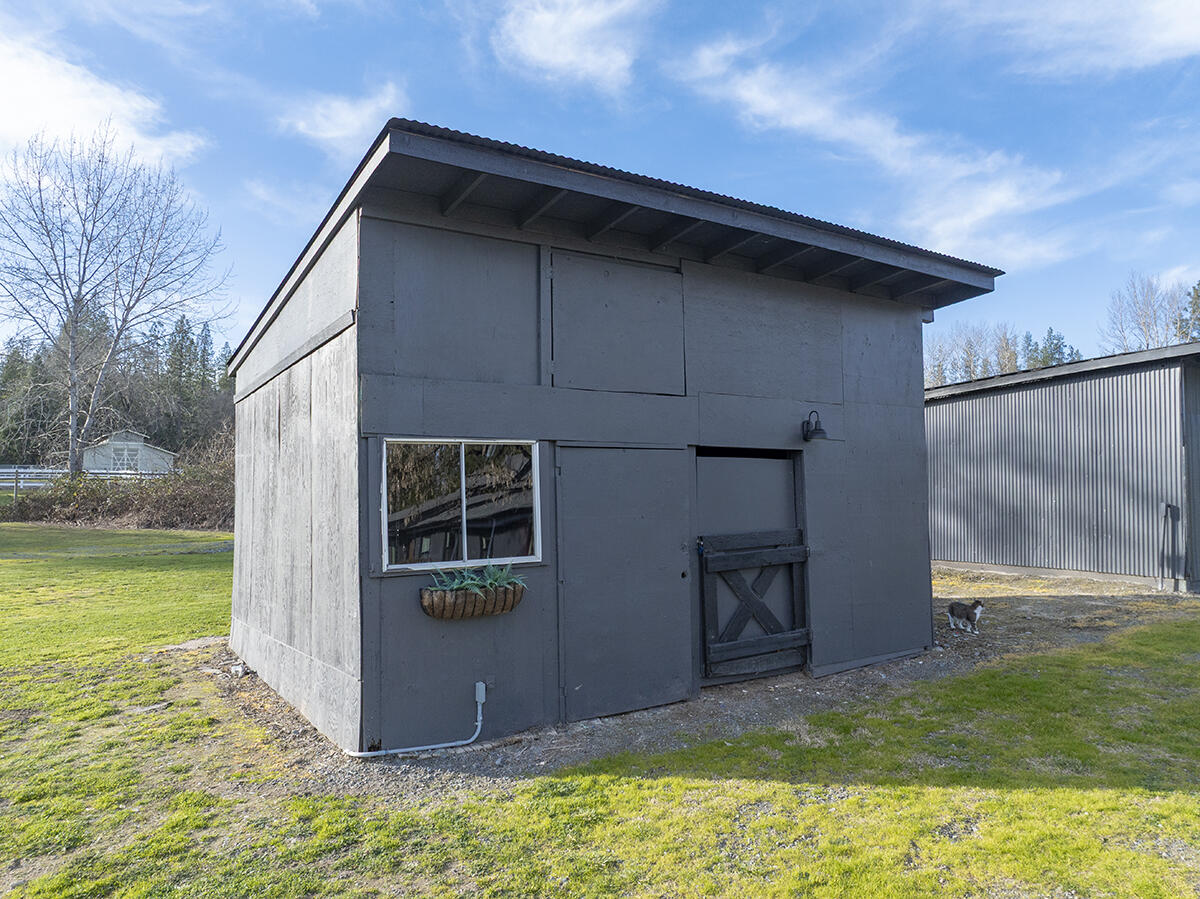 430 Stringer Gap Road Grants Pass, OR 97527 - Photo 45 of 60 45