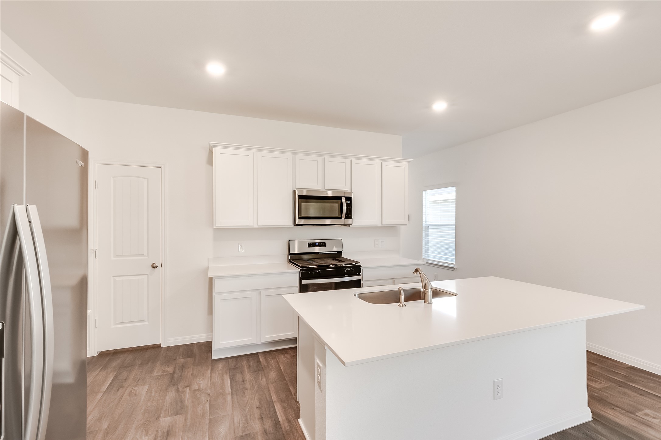 328 Gladiola Loop Kyle, TX 78640 - Photo 13 of 36