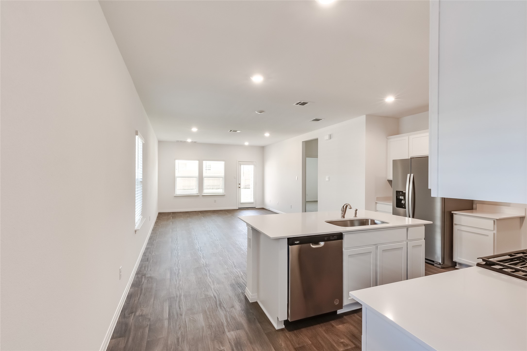 328 Gladiola Loop Kyle, TX 78640 - Photo 5 of 36