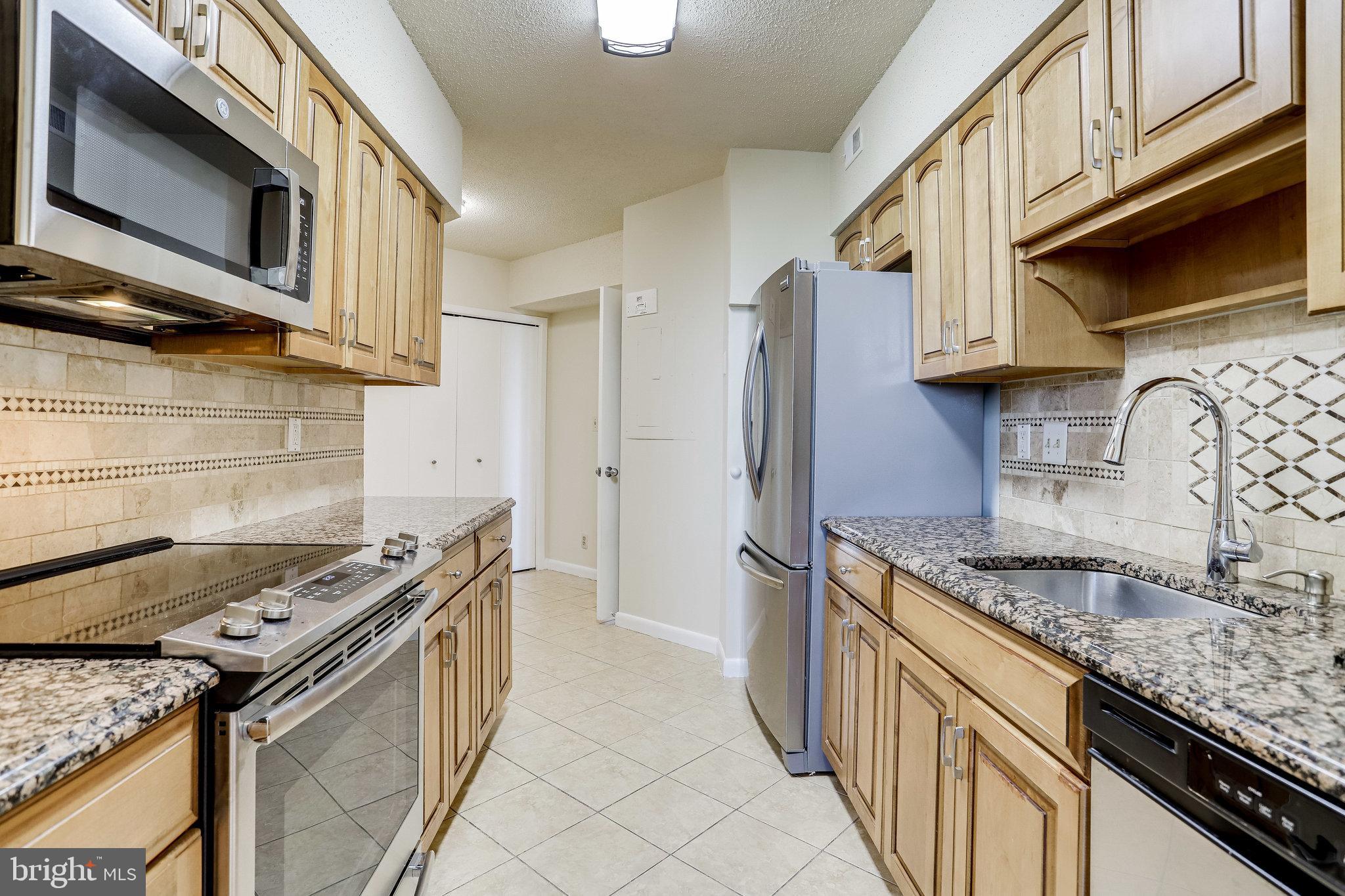 5505 Seminary Road, Unit 1515N Falls Church, VA 22041 - Photo 12 of 63