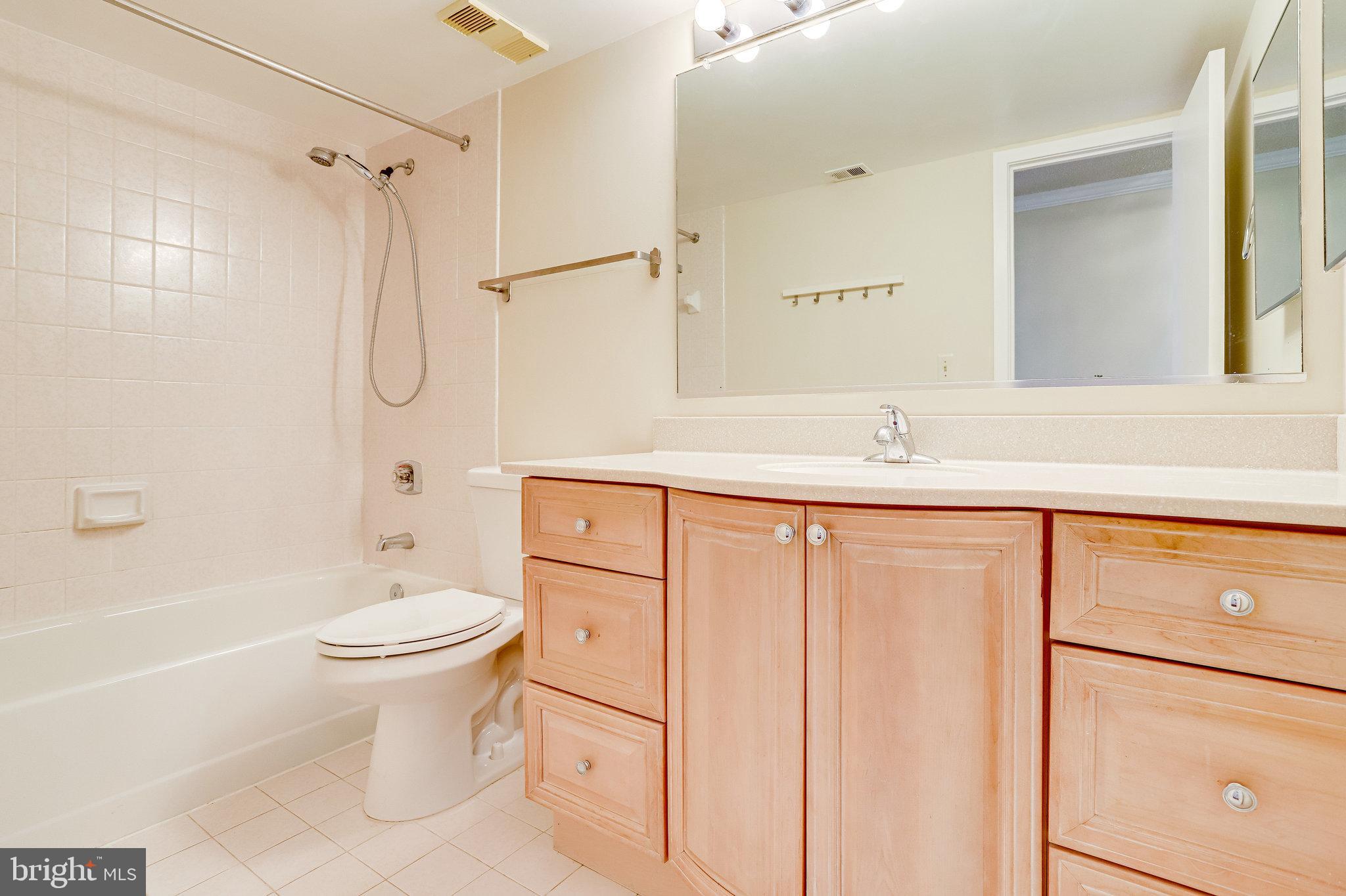 5505 Seminary Road, Unit 1515N Falls Church, VA 22041 - Photo 29 of 63