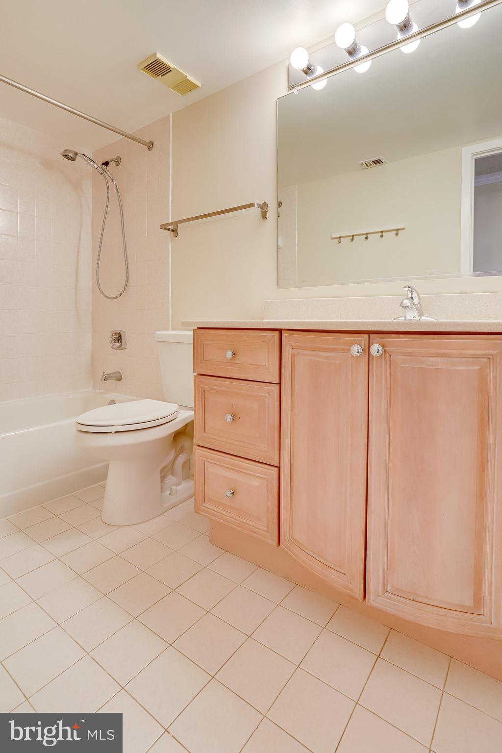 5505 Seminary Road, Unit 1515N Falls Church, VA 22041 - Photo 30 of 63