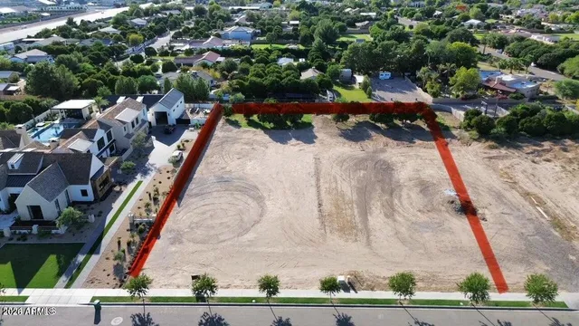 a view of outdoor space with lots of trees