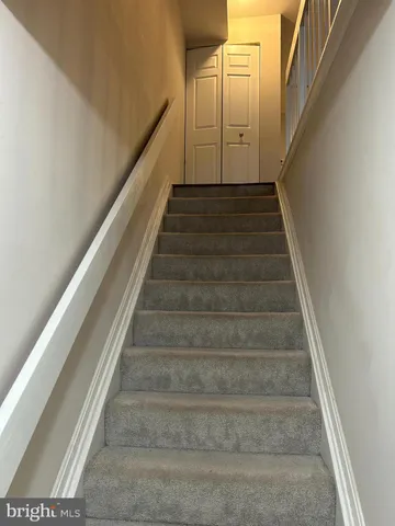 $339,000 | 13513 Orchard Drive, Unit 3513, Clifton, VA 20124