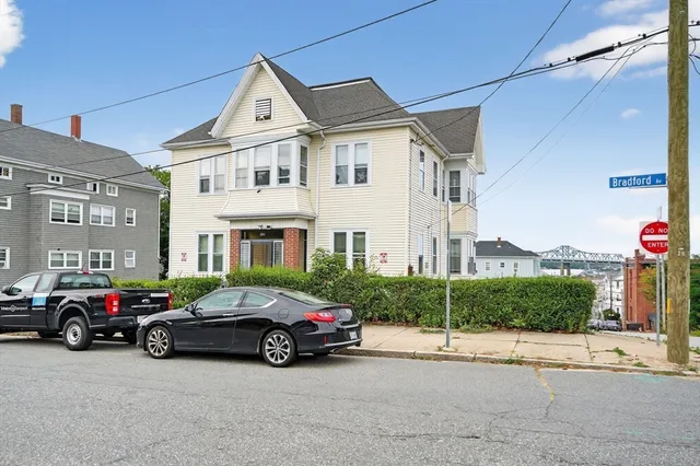 $539,000 | 420 Bradford Avenue, Fall River, MA 02721