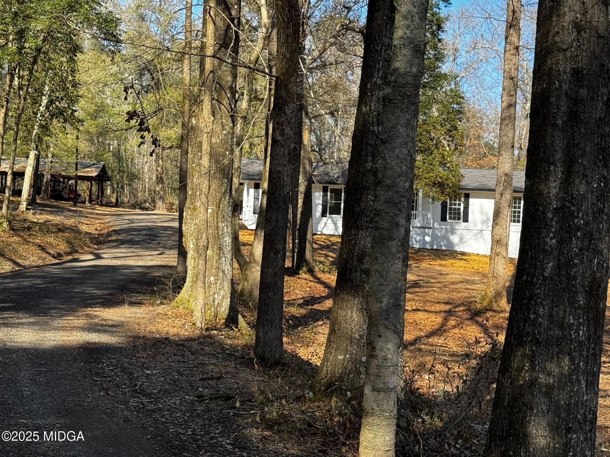 4105 Holley Road Lizella, GA 31052 - Photo 13 of 78 Tucked in the woods