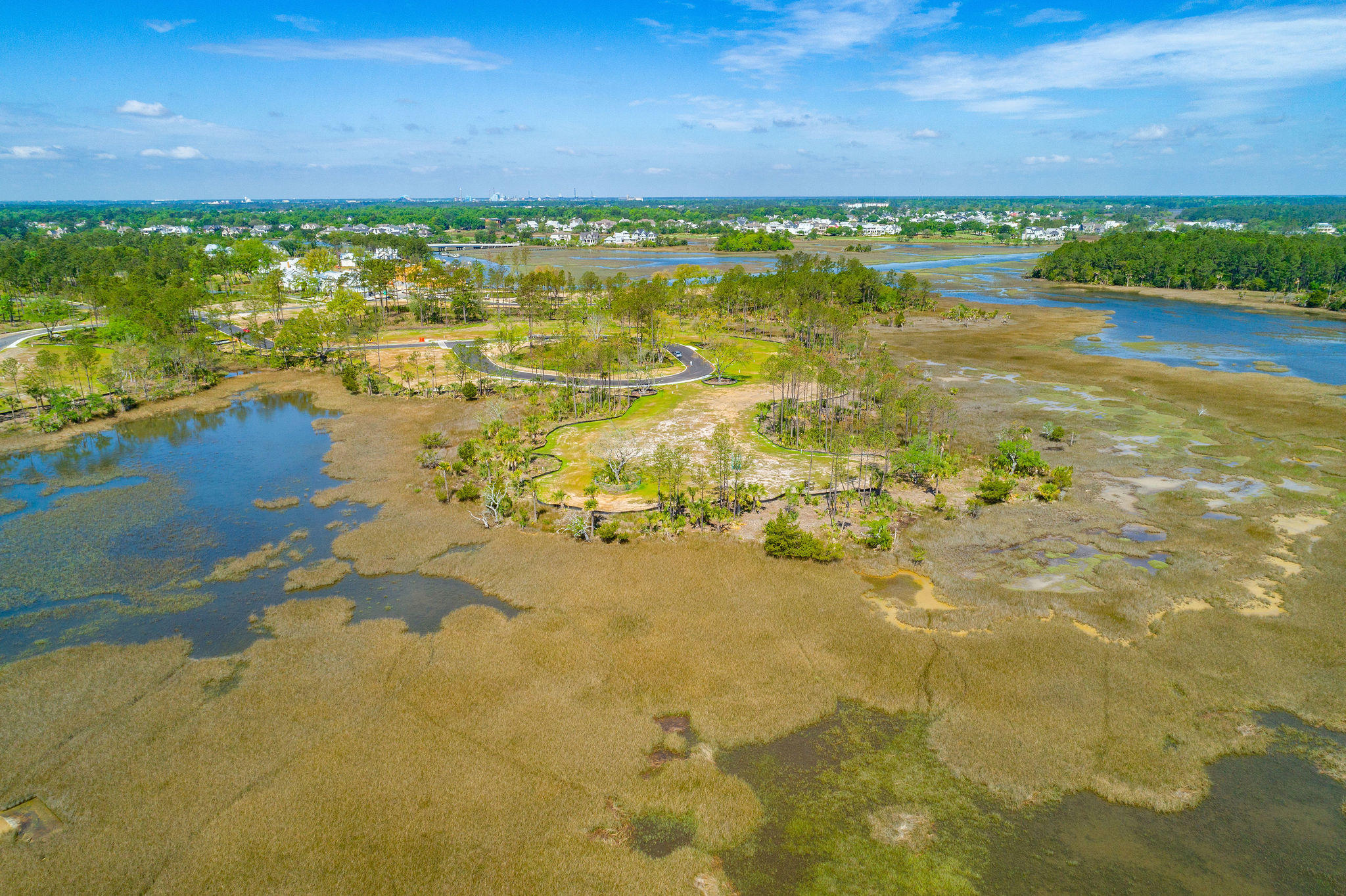 284 Captain Goddard Road Charleston, SC 29492 - Photo 1 of 16 284CaptainGoddardRoad-KeenEyeMarketing-1