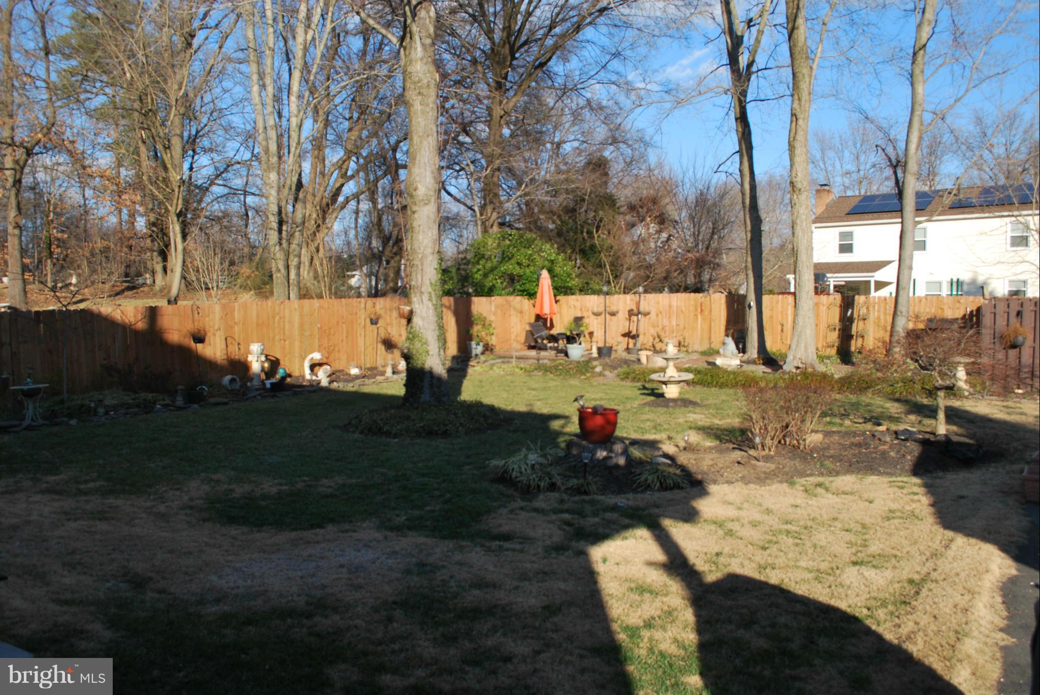 9304 Fort Foote Road Fort Washington, MD 20744 - Photo 27 of 30 Flat and fenced backyard