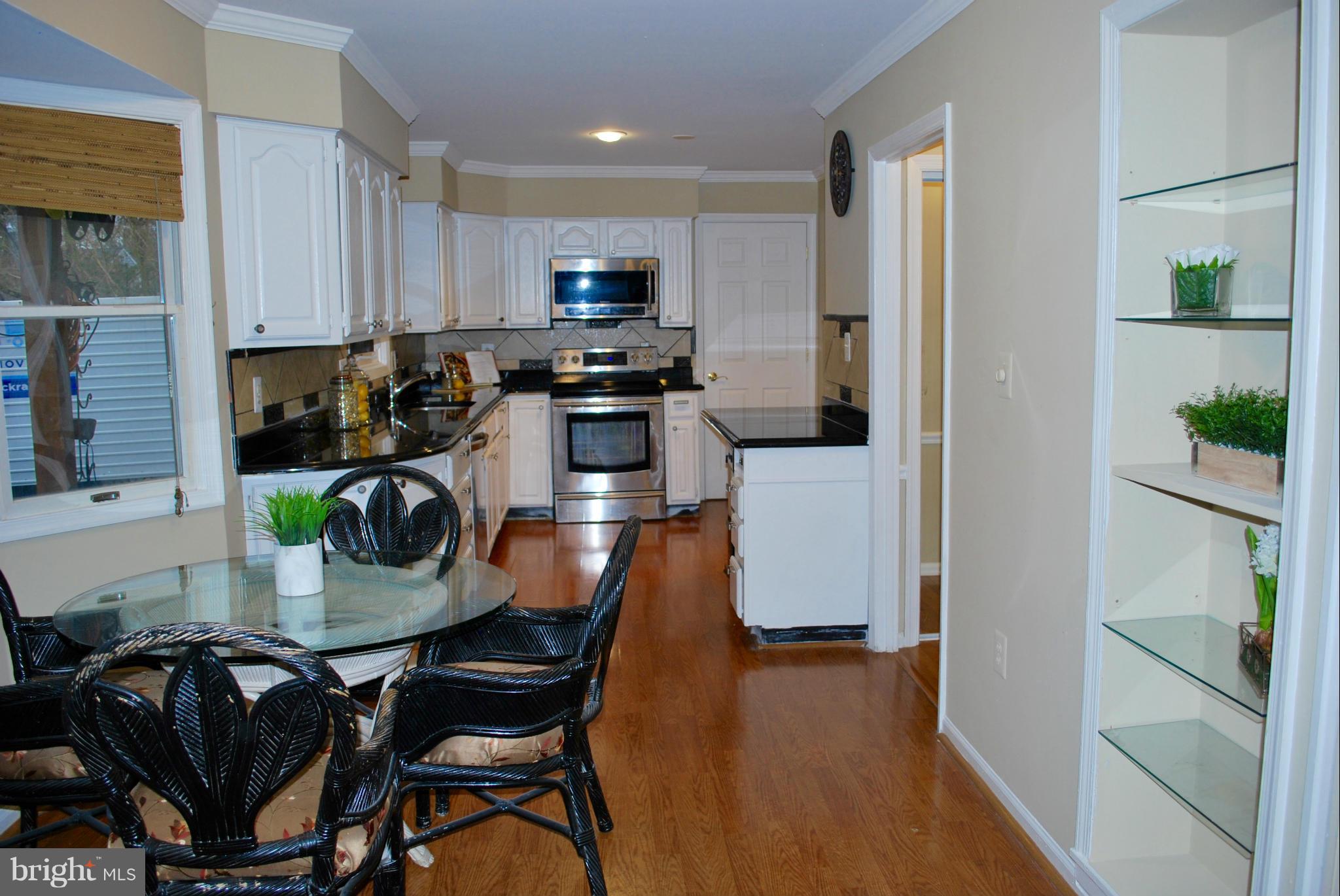9304 Fort Foote Road Fort Washington, MD 20744 - Photo 8 of 30 Eat-in kitchen w/ lots of counter space
