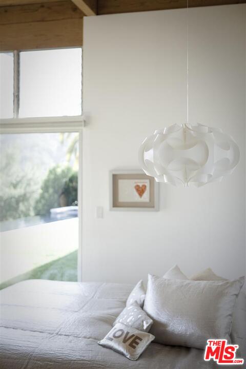 2116 Queensferry Road Los Angeles, CA 90049 - Photo 9 of 16 Gallery Image 9