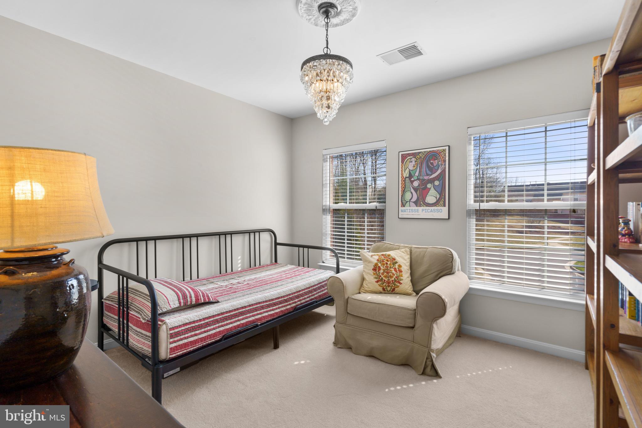18800 Broken Oak Road Boyds, MD 20841 - Photo 31 of 48 3rd Bedroom