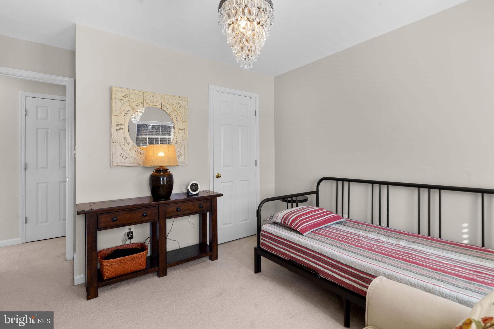 18800 Broken Oak Road Boyds, MD 20841 - Photo 33 of 48 3rd Bedroom