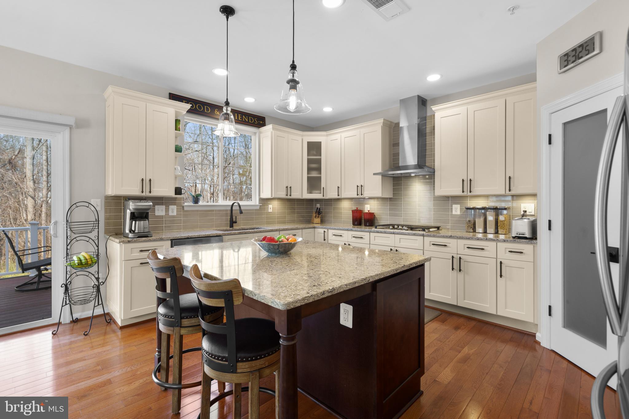 18800 Broken Oak Road Boyds, MD 20841 - Photo 4 of 48 Gourmet Kitchen
