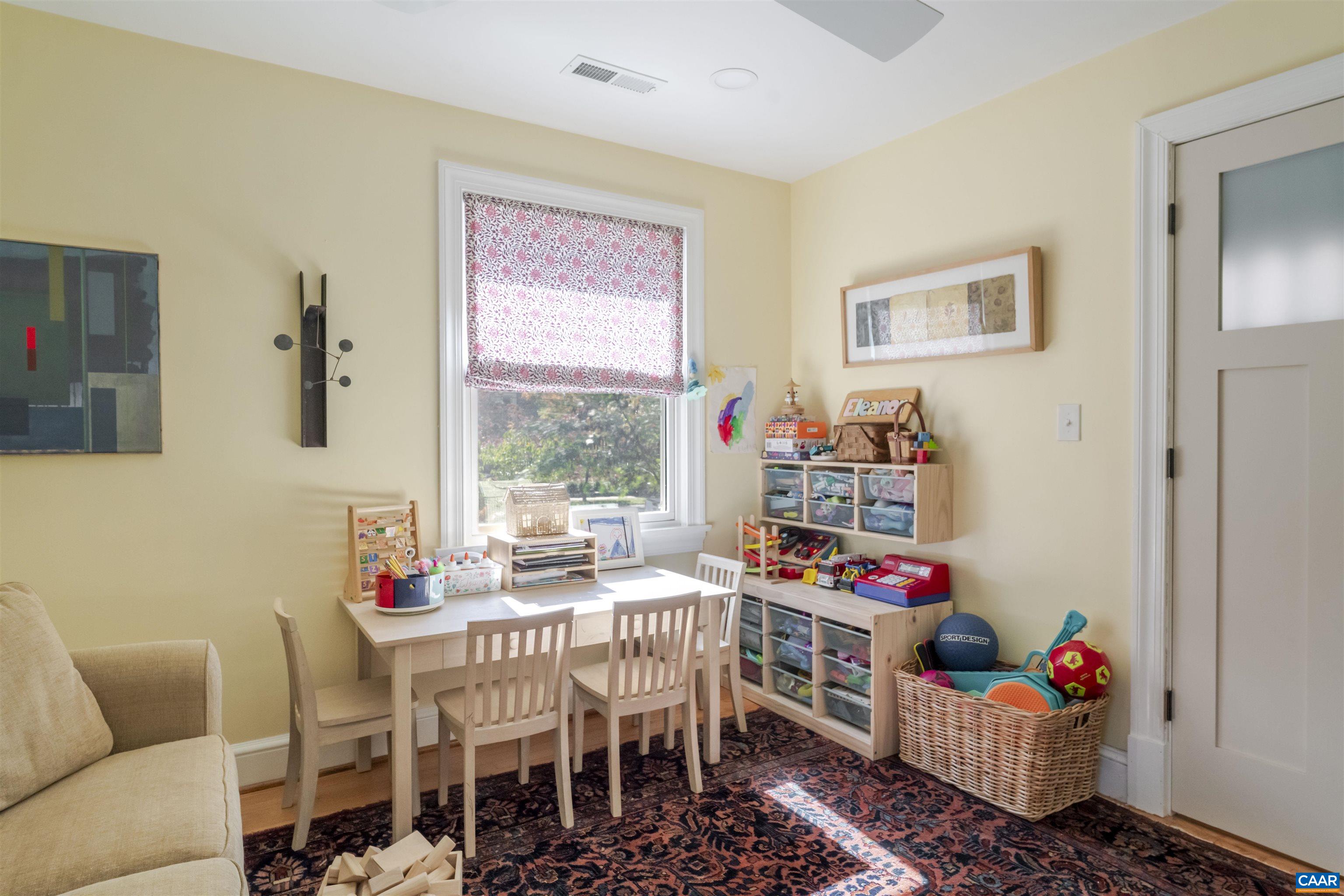 1531 Rugby Avenue Charlottesville, VA 22903 - Photo 18 of 30 Bedroom 2