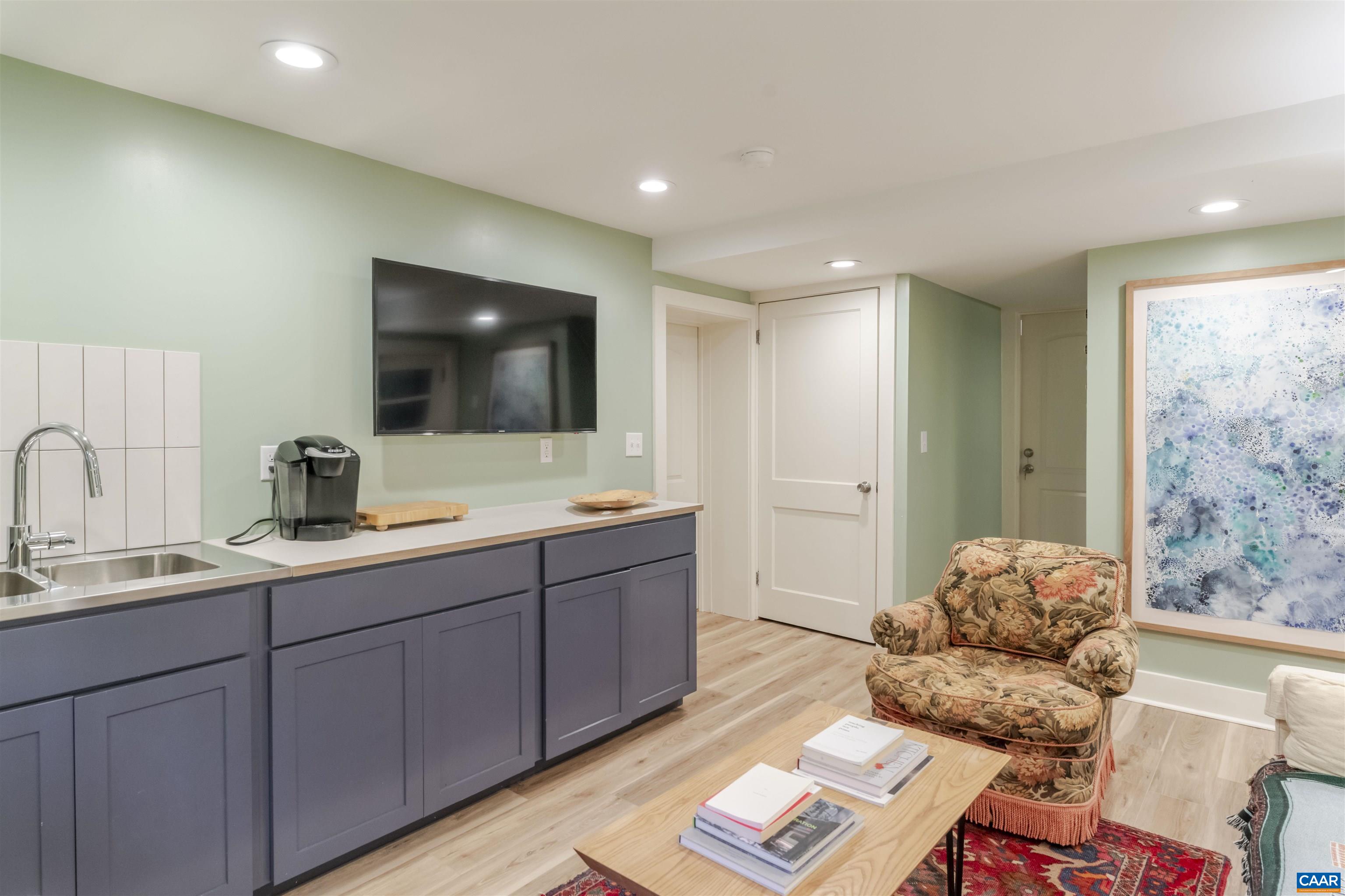 1531 Rugby Avenue Charlottesville, VA 22903 - Photo 23 of 30