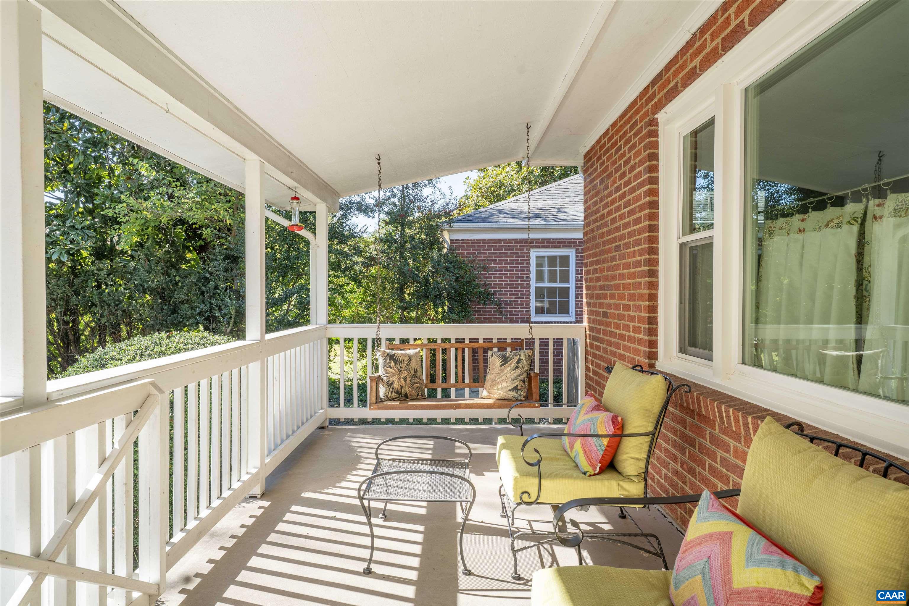 1531 Rugby Avenue Charlottesville, VA 22903 - Photo 3 of 30