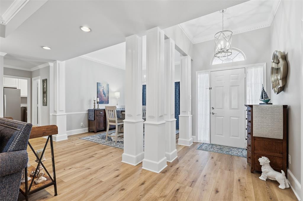 105 Cheyenne Trail Gilmer, TX 75644 - Photo 5 of 35 a view of a livingroom with furniture and wooden floor