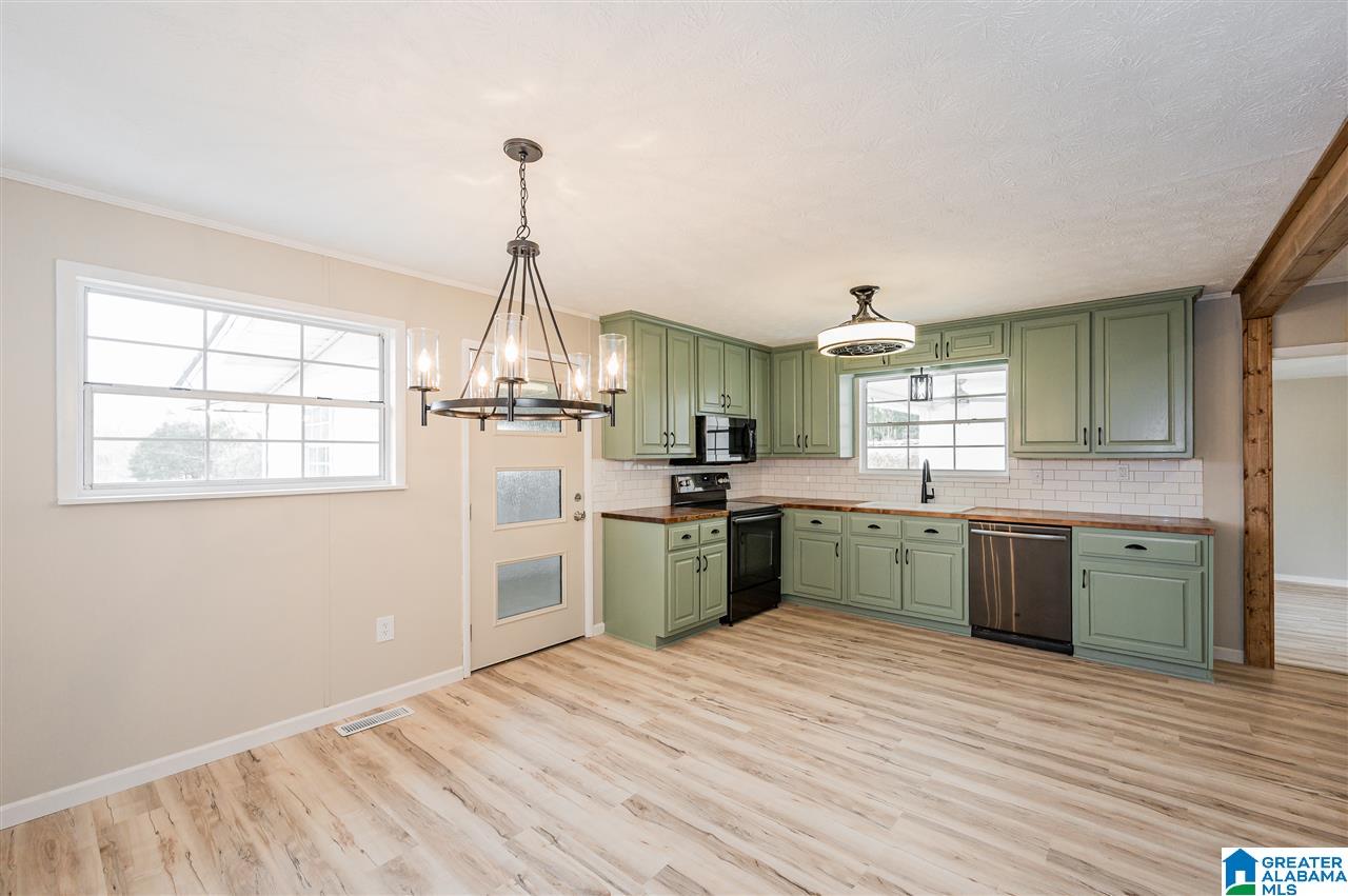 255 Pine Hill Road Jemison, AL 35085 - Photo 18 of 45