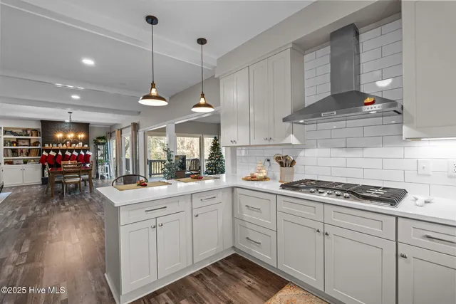 $460,000 | 31 Cardinal Drive, Whispering Pines, NC 28327