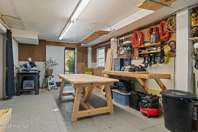 $460,000 | 31 Cardinal Drive, Whispering Pines, NC 28327