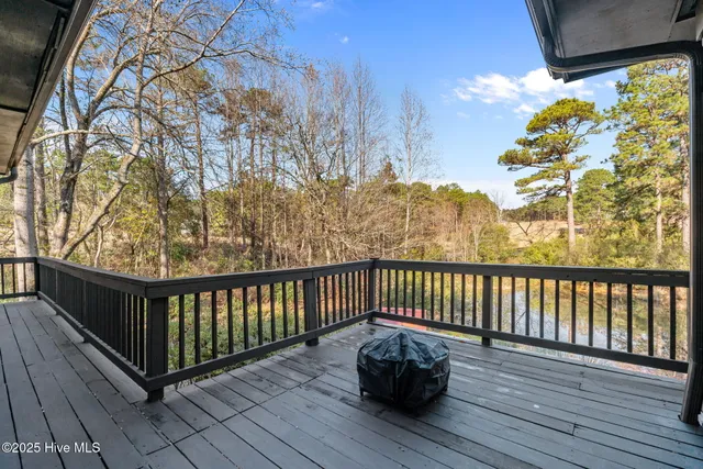 $460,000 | 31 Cardinal Drive, Whispering Pines, NC 28327