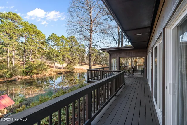 $460,000 | 31 Cardinal Drive, Whispering Pines, NC 28327