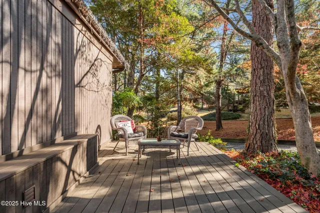 $460,000 | 31 Cardinal Drive, Whispering Pines, NC 28327