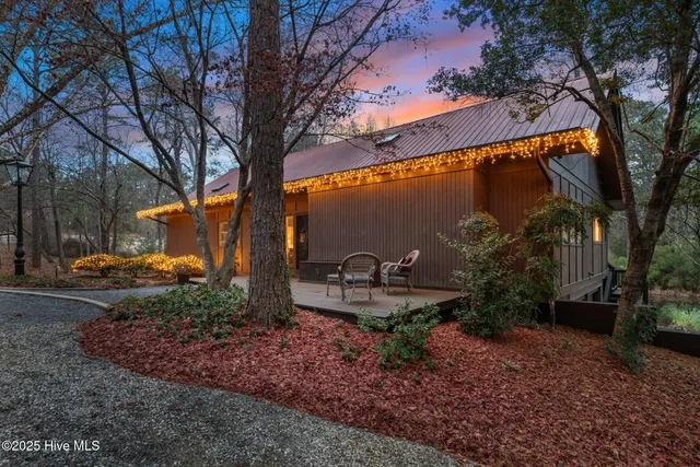 $460,000 | 31 Cardinal Drive, Whispering Pines, NC 28327