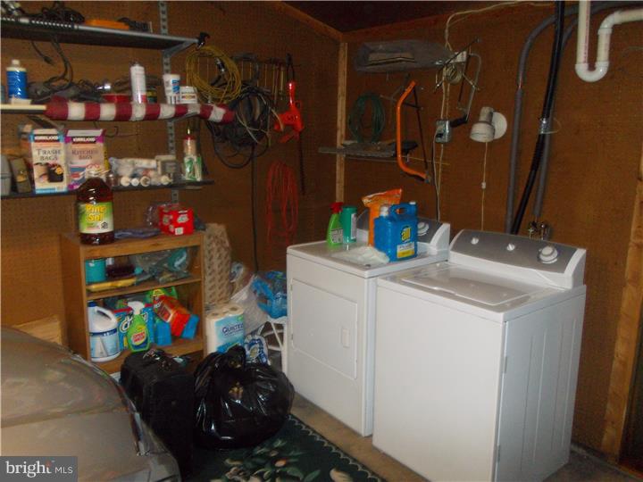 34 Jollybrook Road Levittown, PA 19056 - Photo 22 of 23 Laundry Room